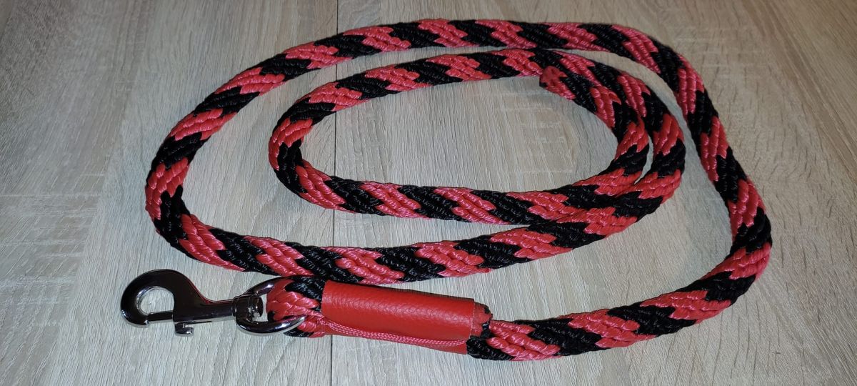 Vodítka, výprodej - Vodítko černočervené, délka 200 cm, síla 16 mm Daretex